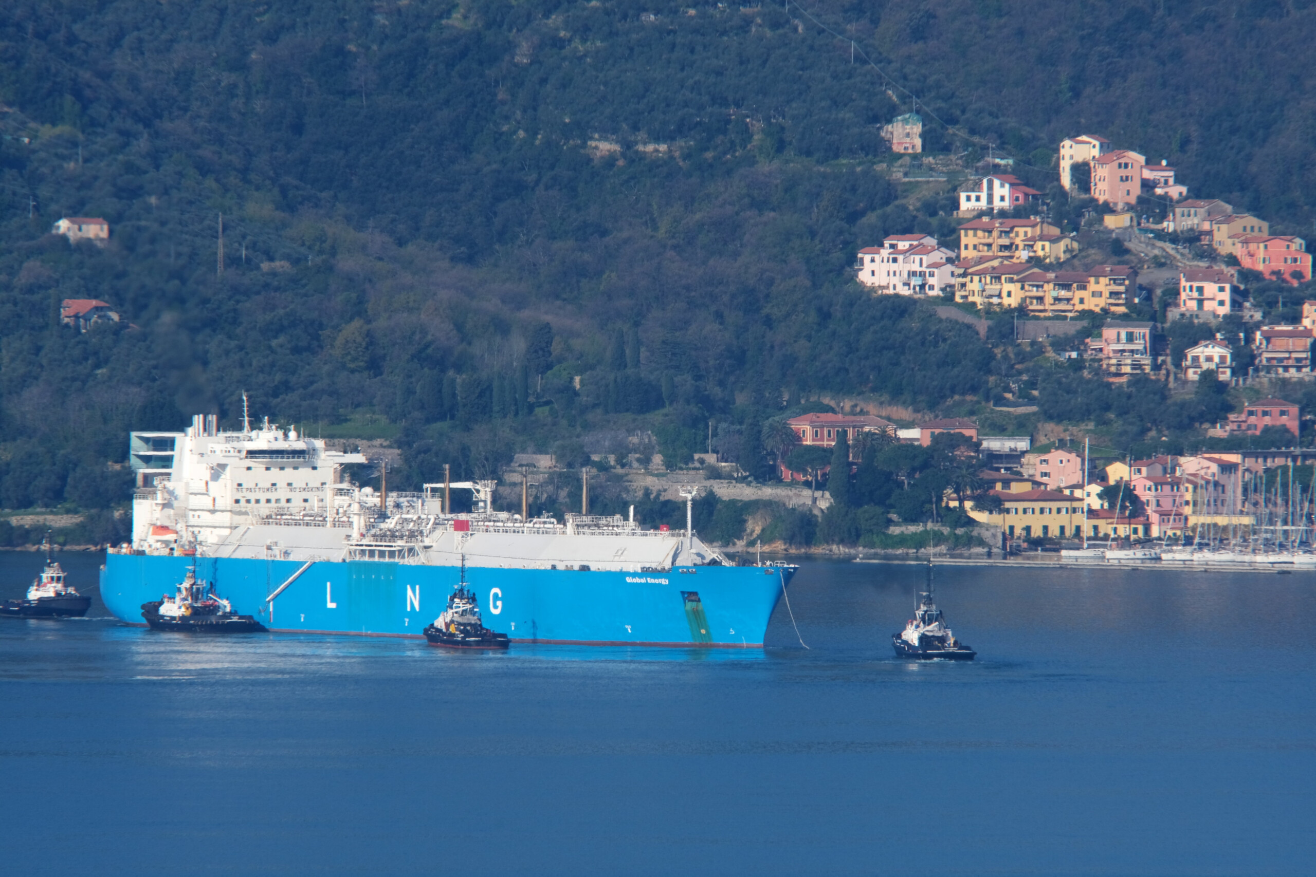 Europe's Second Winter Without Russian Gas: The Role of American LNG ...