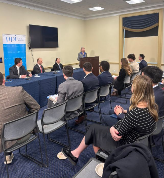 PPI hosted a briefing on the Hill with Diana Moss, Representative Sharice Davis (D-Kan.), Andrew Green, former advisor at the USDA, and John Breyault about the lack of food competition in the United States. 
